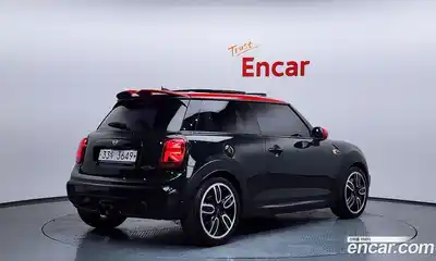 Mini Cooper 2019 2.0 Автомат в Москве № 226640, миниатюра 2