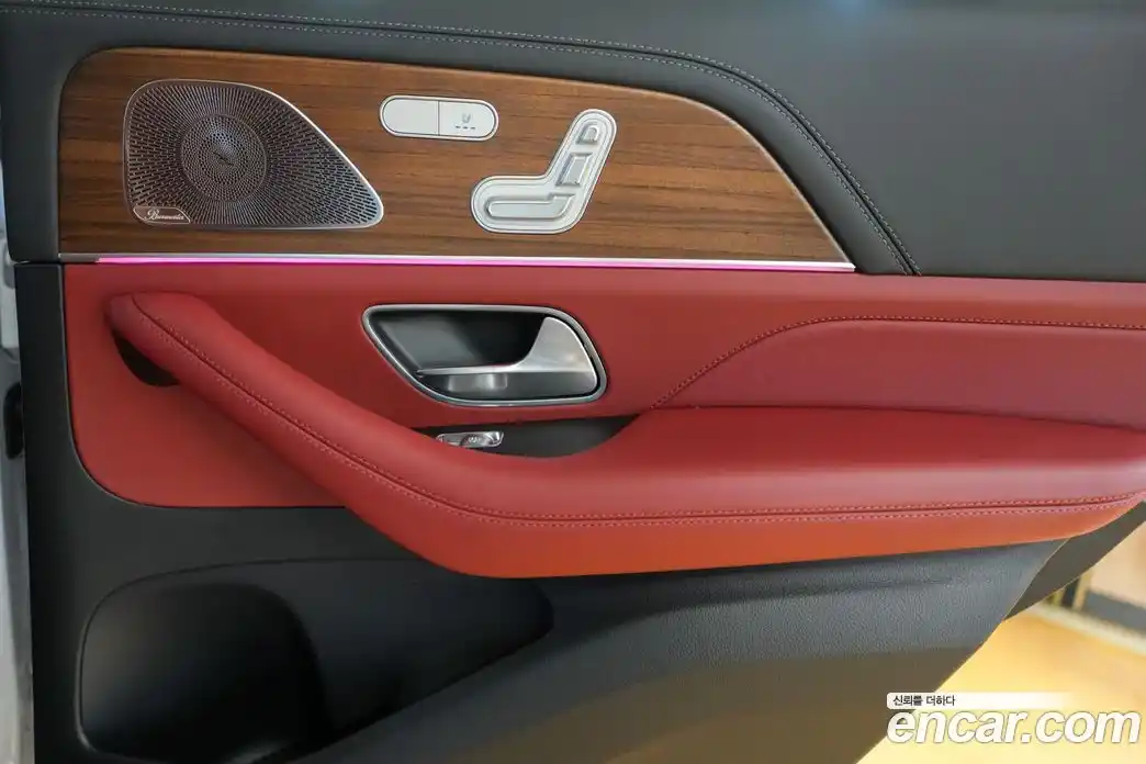 Mercedes-Benz GLE-Class 2025 3.0 Автомат в Москве № 229341, фото 14