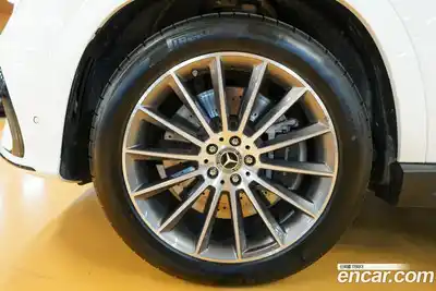 Mercedes-Benz GLE-Class 2025 3.0 Автомат в Москве № 229341, миниатюра 5