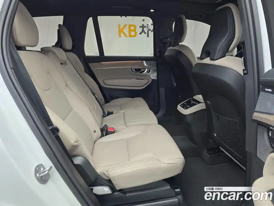 Volvo XC90 2026 2.0 Автомат в Москве № 230763, фото 11