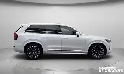 Volvo XC90 2026 2.0 Автомат в Москве № 230763, миниатюра 3