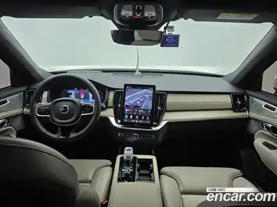 Volvo XC90 2026 2.0 Автомат в Москве № 230763, миниатюра 7