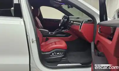 Porsche Cayenne 2021 3.0 Автомат в Москве № 230902, миниатюра 8