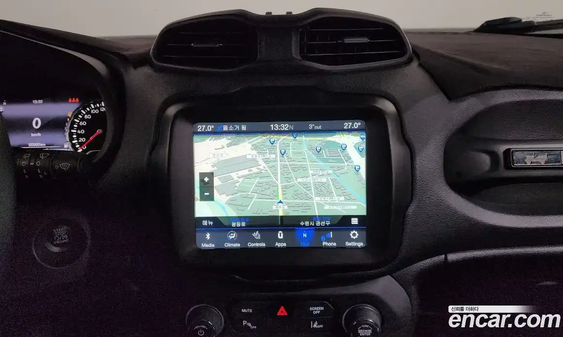 Jeep Renegade 2021 2.4 Автомат в Москве № 232617, фото 16