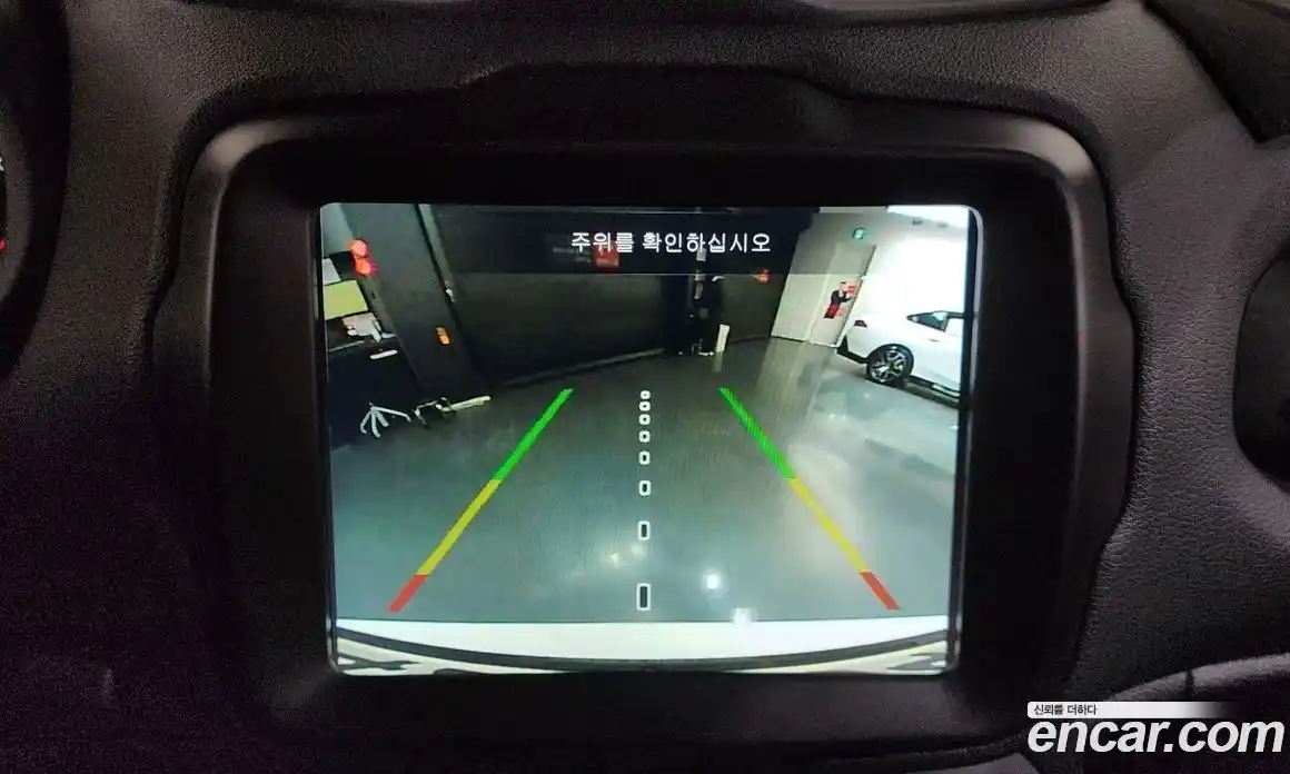 Jeep Renegade 2021 2.4 Автомат в Москве № 232617, фото 9