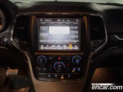 Jeep Cherokee 2014 3.0 Автомат в Москве № 232781, миниатюра 12