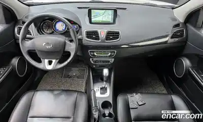 Renault SM3 2015 1.6 Автомат в Москве № 242621, миниатюра 7