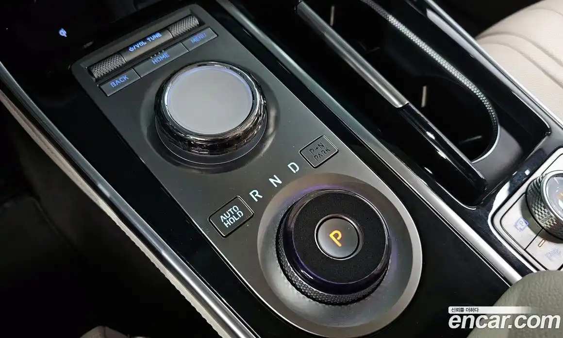 Genesis GV80 2023 2.5 Автомат в Москве № 24668, фото 20