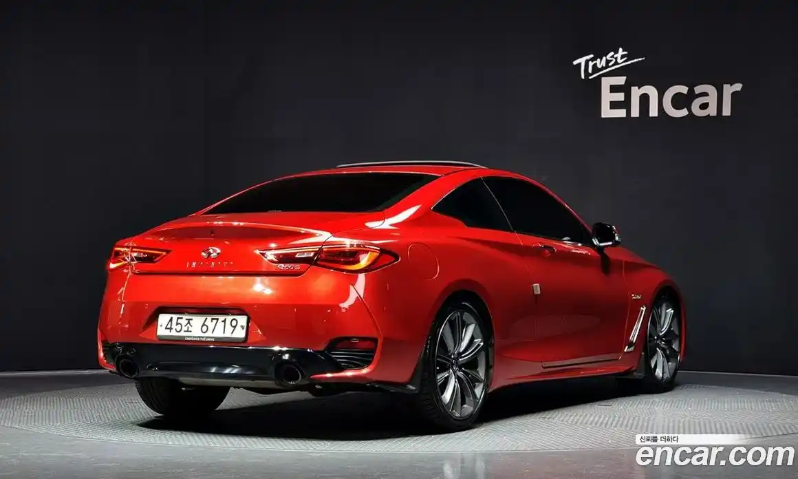 Infiniti Q60 2018 3.0 Автомат в Москве № 256158, фото 2