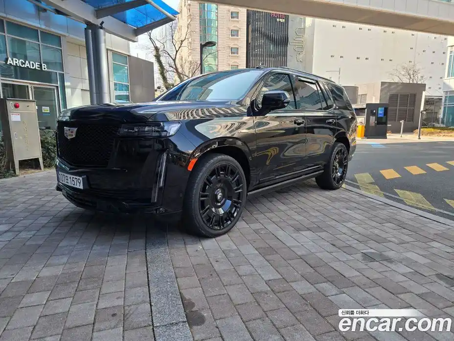 Cadillac Escalade 2024 6.2 Автомат в Москве № 256353, фото 2