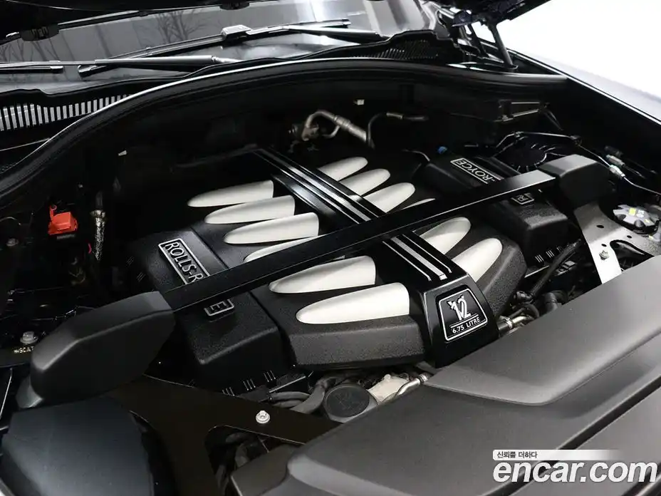 Rolls-Royce Cullinan 2020 6.7 Автомат в Москве № 256720, фото 19