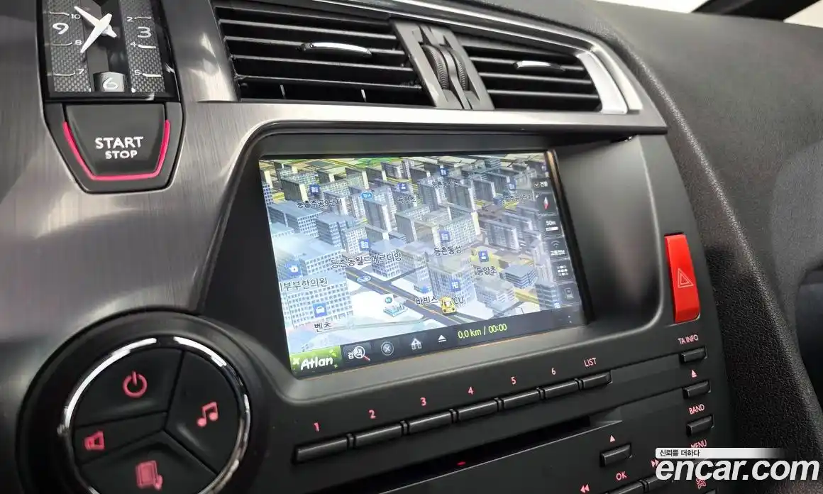 Citroen DS5 2013 2.0 Автомат в Москве № 256808, фото 14