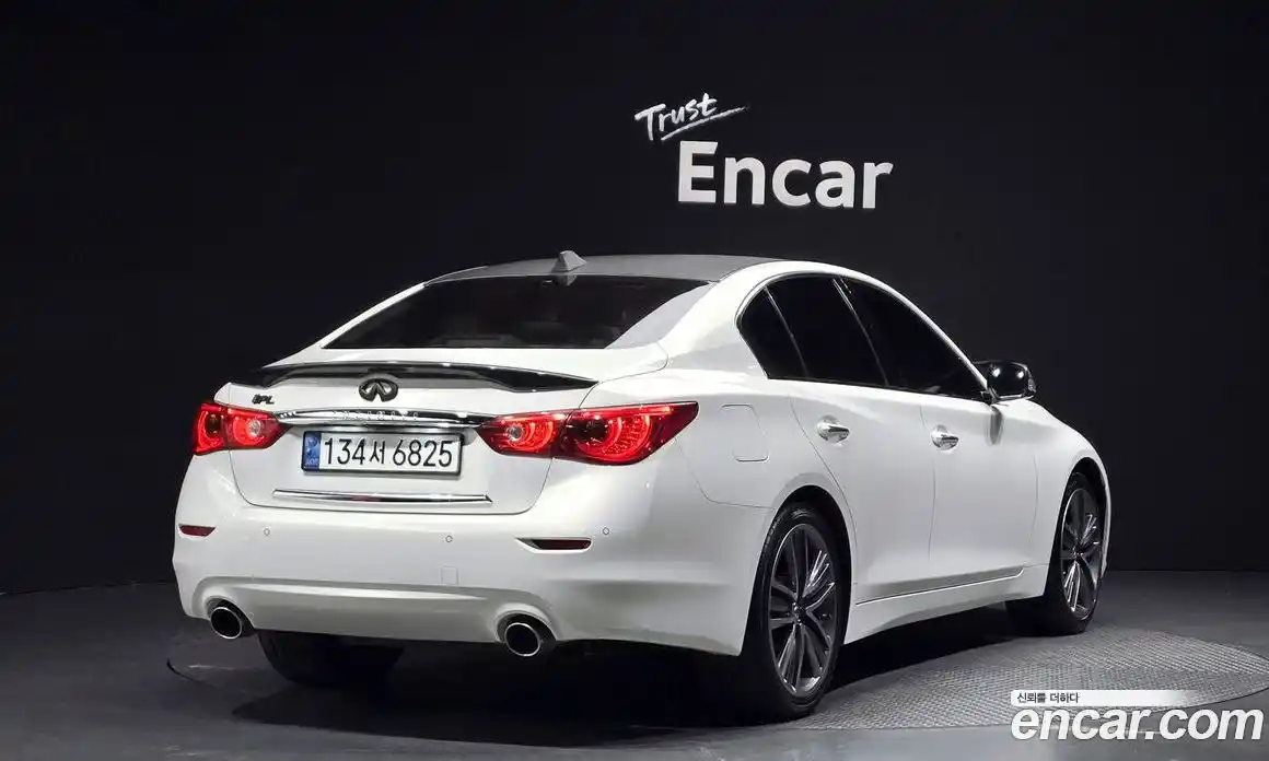 Infiniti Q50 2014 2.1 Автомат в Москве № 267454, фото 7