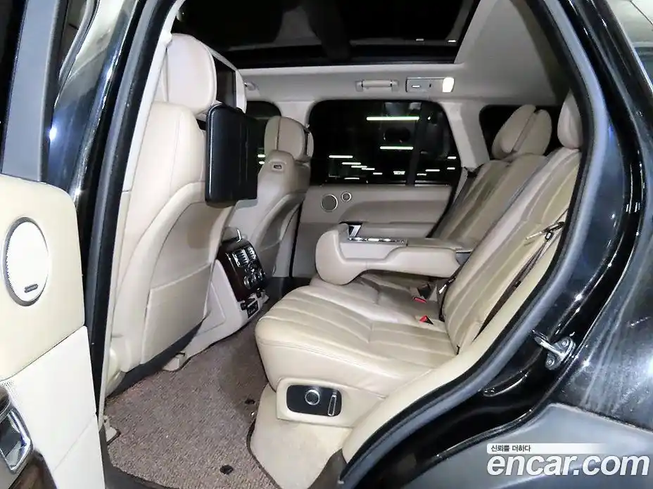 Land Rover Range-Rover 2017 5.0 Автомат в Москве № 269272, фото 7