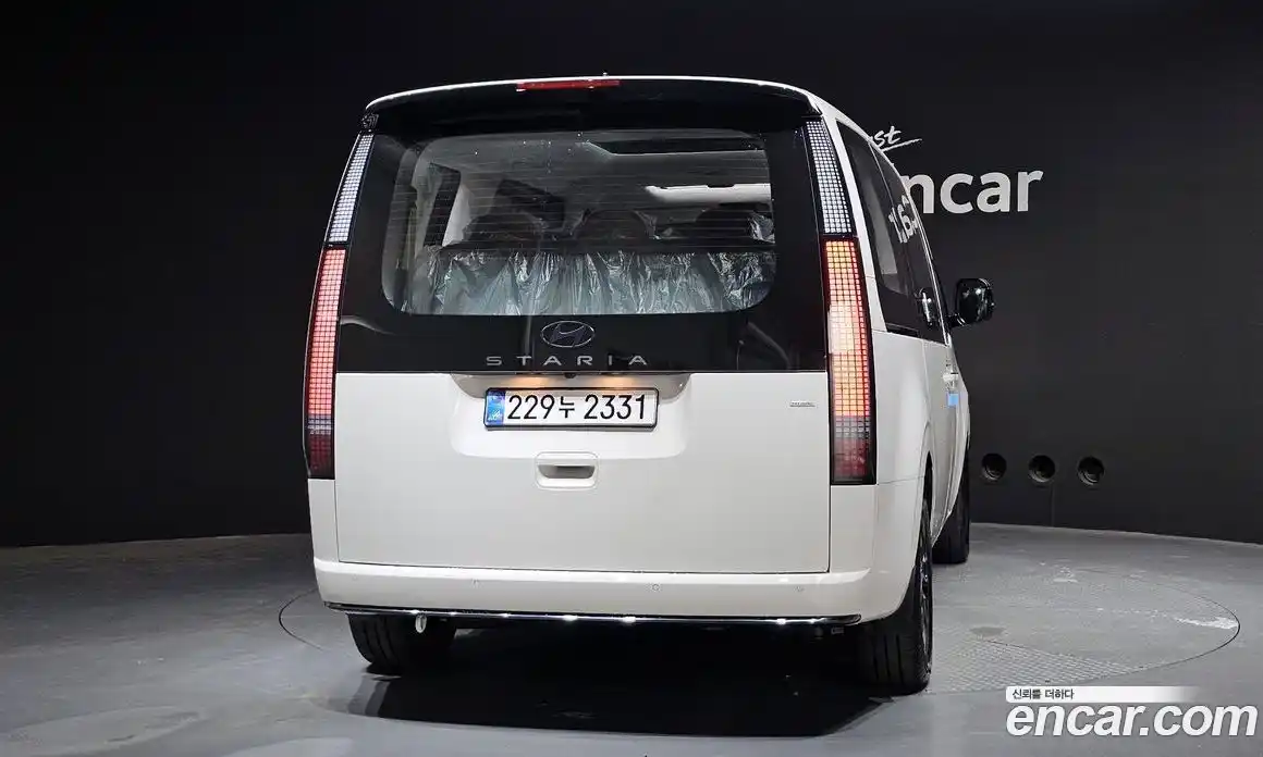 Hyundai Staria 2025 2.2 Автомат в Москве № 274011, фото 4