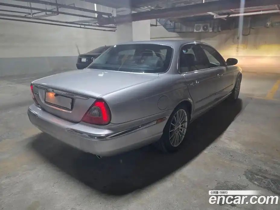 Jaguar XJ-6 2003 3.0 Автомат в Москве № 284020, фото 11