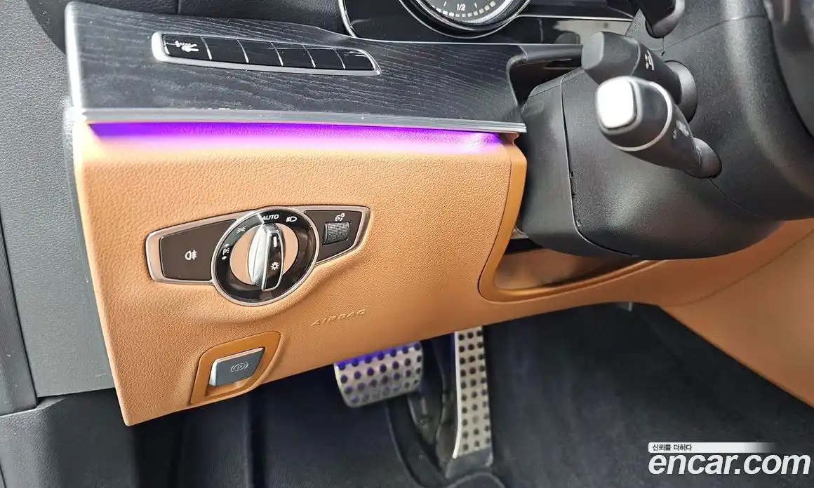 Mercedes-Benz E-Class 2018 1.9 Автомат в Москве № 290897, фото 19