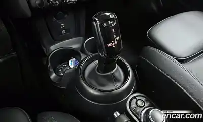 Mini Cooper 2023 1.5 Автомат в Москве № 299441, миниатюра 11