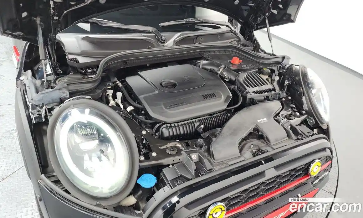 Mini Cooper 2023 2.0 Автомат в Москве № 299597, фото 12