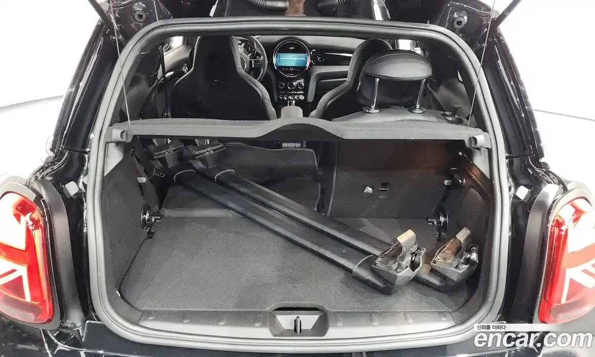 Mini Cooper 2023 2.0 Автомат в Москве № 299597, фото 9