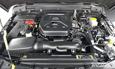 Jeep Wrangler 2023 2.0 Автомат в Москве № 302244, миниатюра 5