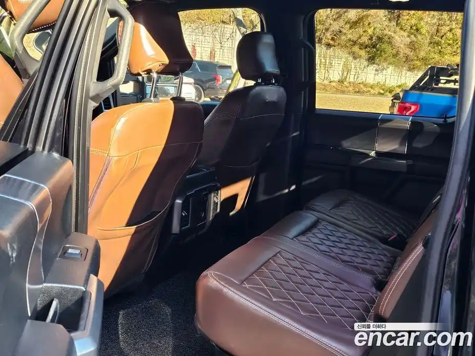 Ford F150 2016 5.0 Автомат в Москве № 303713, фото 12