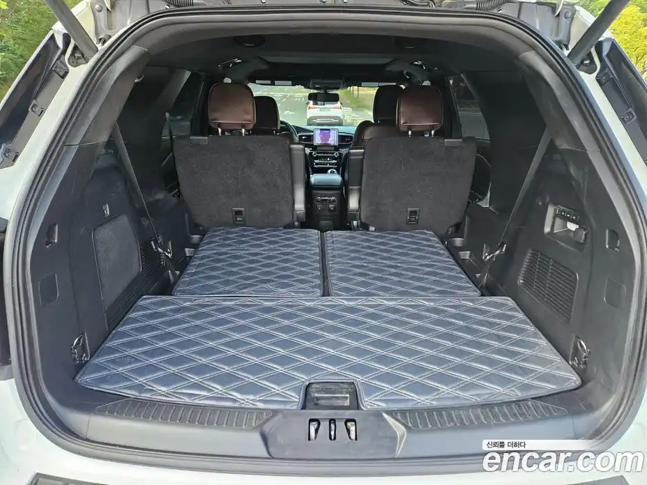 Ford Explorer 2023 3.0 Автомат в Москве № 303815, фото 14