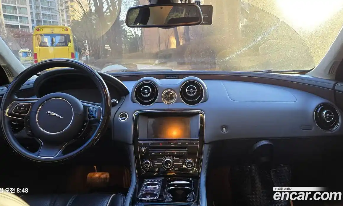 Jaguar XJ 2014 3.0 Автомат в Москве № 305161, фото 16