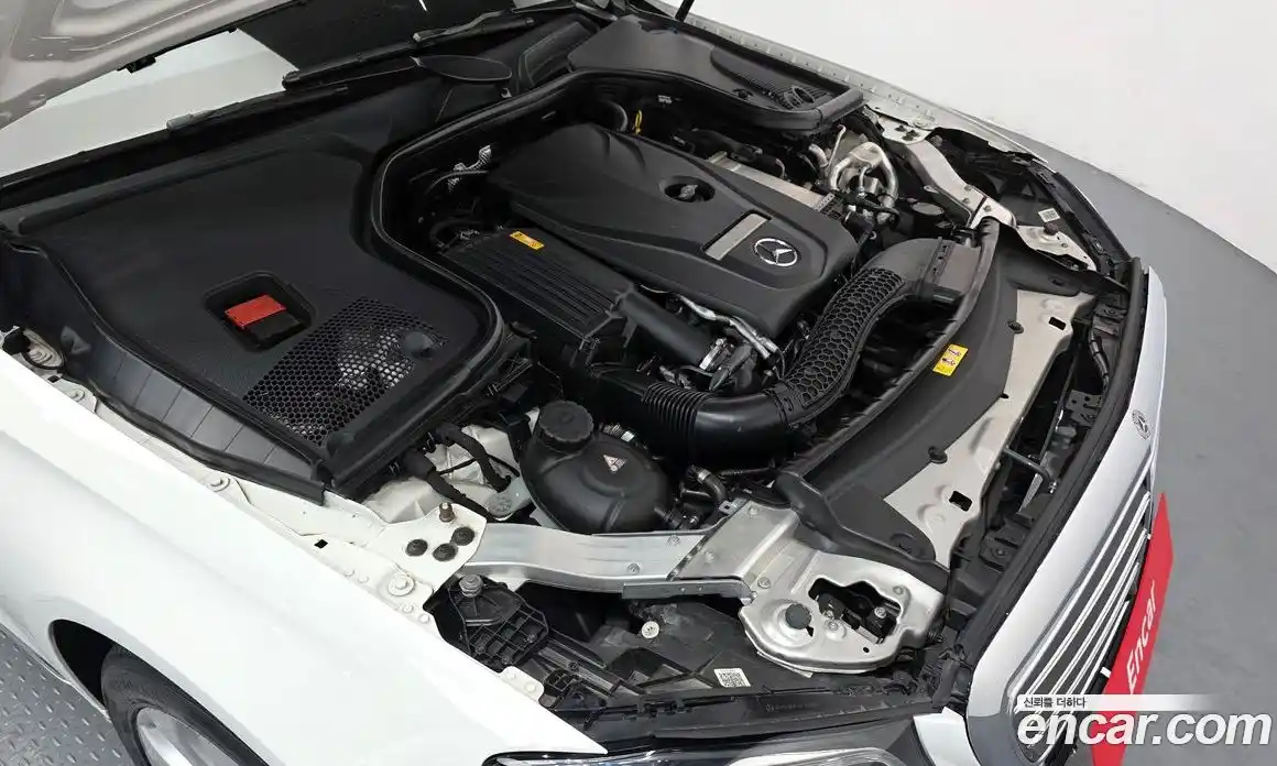 Mercedes-Benz E-Class 2018 2.0 Автомат в Москве № 307601, фото 2