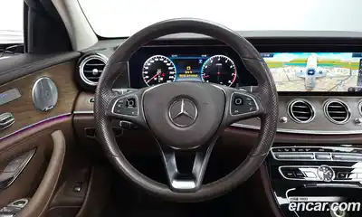 Mercedes-Benz E-Class 2018 2.0 Автомат в Москве № 307601, миниатюра 8