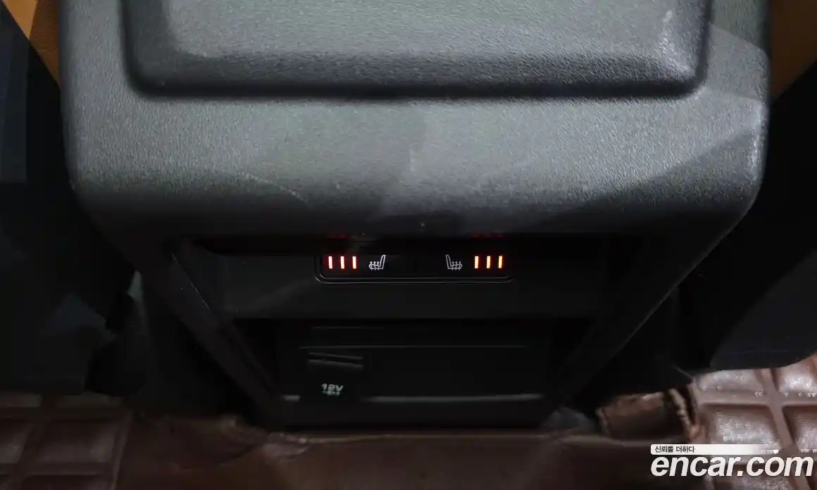 Land Rover Discovery Sport 2018 2.0 Автомат в Москве № 315880, фото 18