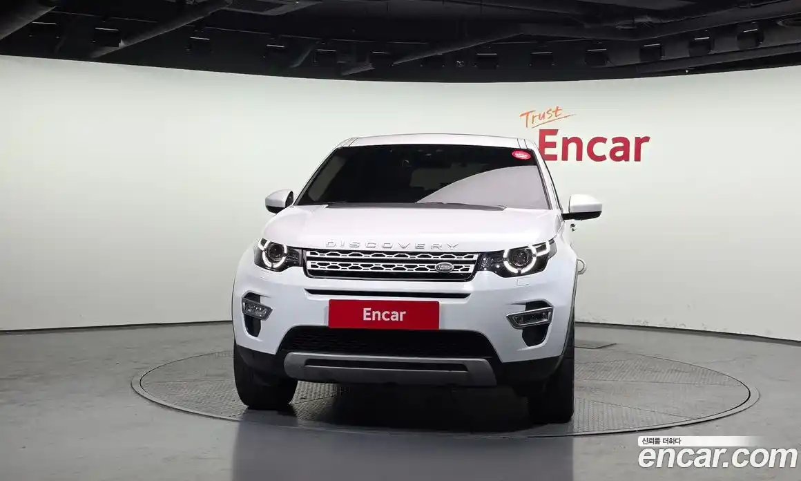 Land Rover Discovery Sport 2018 2.0 Автомат в Москве № 315880, фото 3