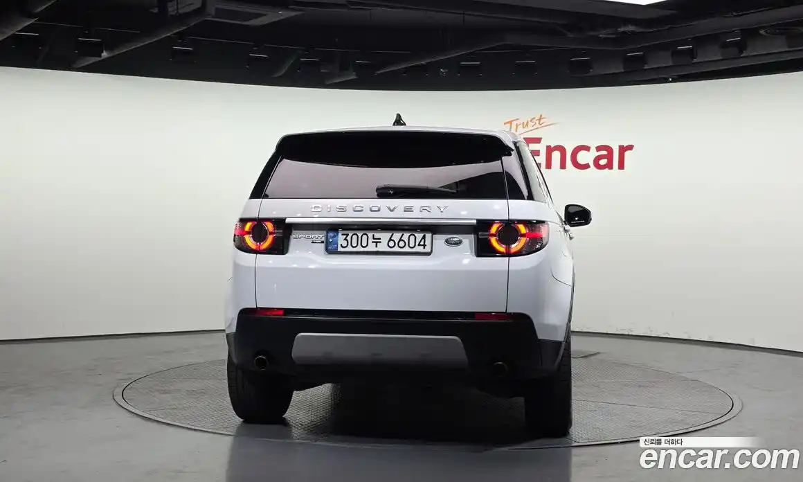 Land Rover Discovery Sport 2018 2.0 Автомат в Москве № 315880, фото 4