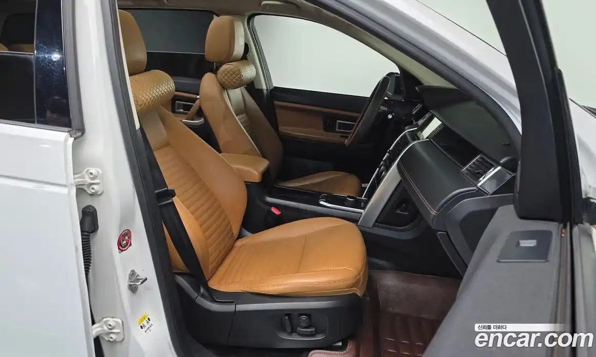 Land Rover Discovery Sport 2018 2.0 Автомат в Москве № 315880, фото 10