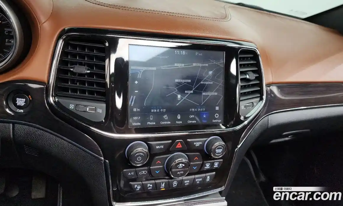 Jeep Cherokee 2021 3.6 Автомат в Москве № 318204, фото 14