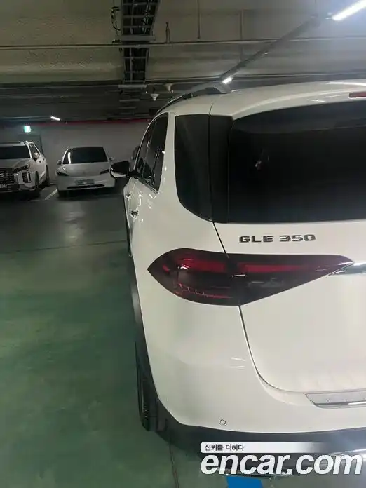 Mercedes-Benz GLE-Class 2026 2.0 Автомат в Москве № 321402, фото 4