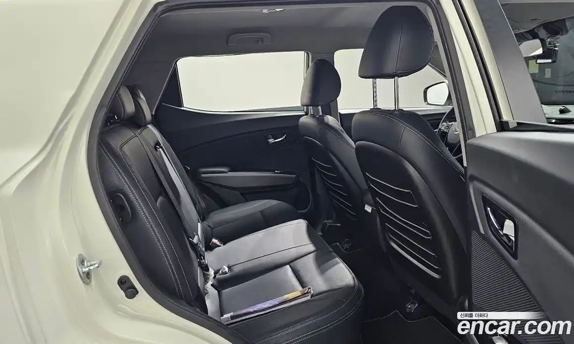 SsangYong TIBOLI 2017 1.6 Автомат в Москве № 33070, фото 3