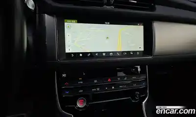 Jaguar XF 2017 2.0 Автомат в Москве № 335826, миниатюра 4