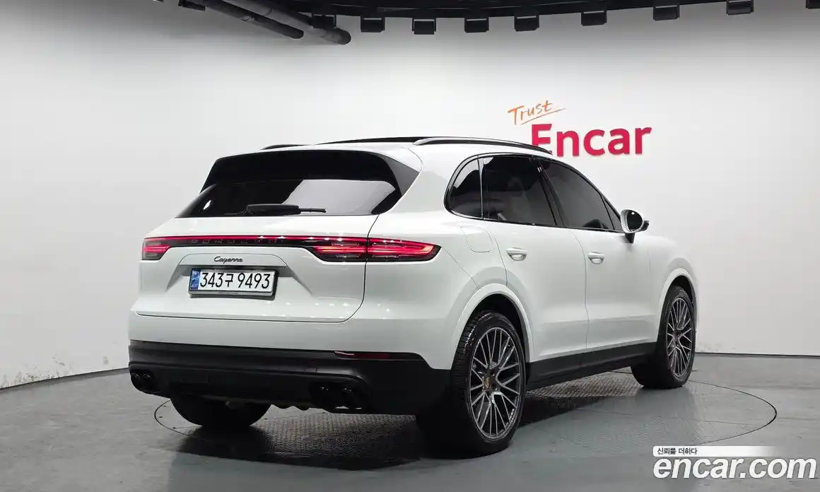 Porsche Cayenne 2020 3.0 Автомат в Москве № 344451, фото 2