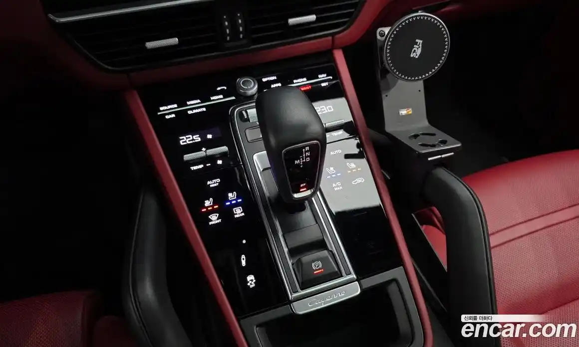 Porsche Cayenne 2020 3.0 Автомат в Москве № 344451, фото 9