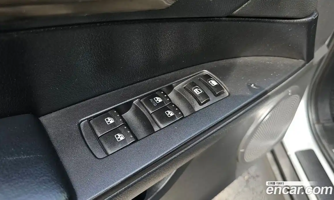 SsangYong Korando 2012 2.0 Автомат в Москве № 35980, фото 16