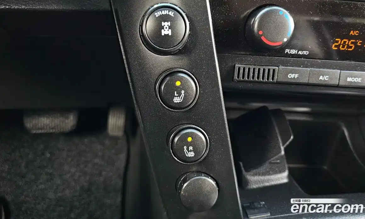 SsangYong Korando 2012 2.0 Автомат в Москве № 35980, фото 4