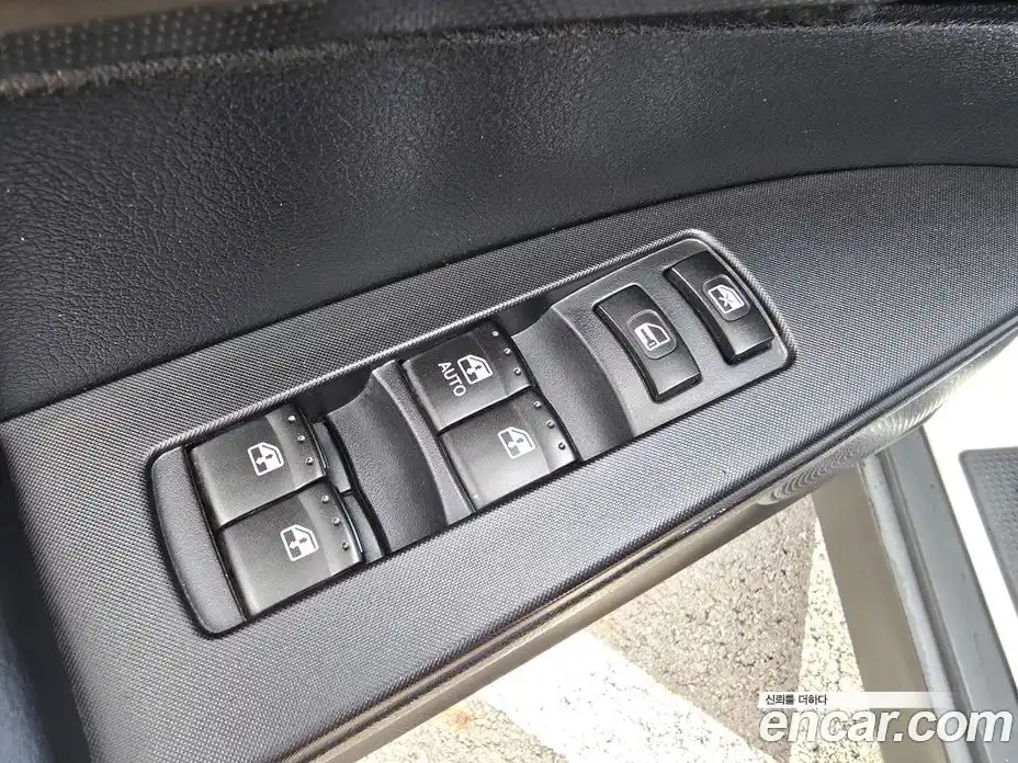 SsangYong Korando 2012 2.0 Автомат в Москве № 36080, фото 17