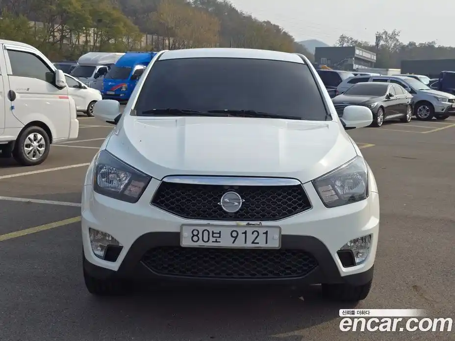 SsangYong Korando 2012 2.0 Автомат в Москве № 36080, фото 2