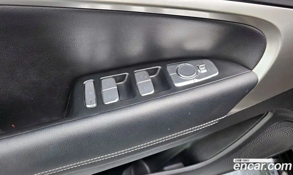 Genesis G70 2023 2.0 Автомат в Москве № 364834, фото 16