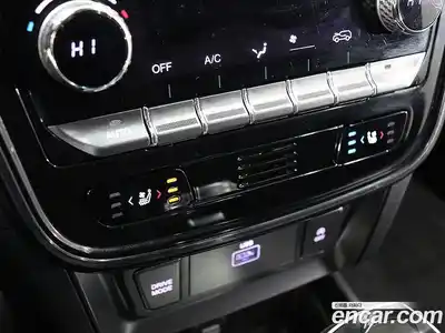 SsangYong TIBOLI 2022 1.5 Автомат в Москве № 36612, миниатюра 10