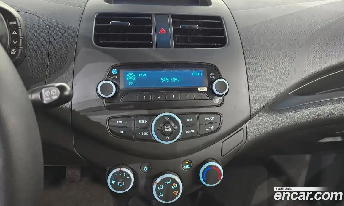 Chevrolet Spark 2014 1.0 Механическая в Москве № 37054, фото 6