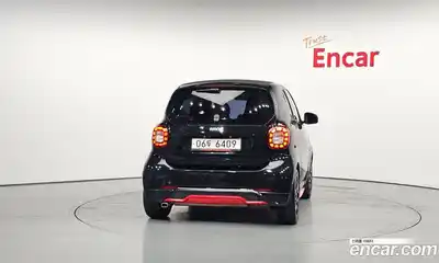Smart Fortwo 2017 1.0 Автомат в Москве № 376044, миниатюра 4