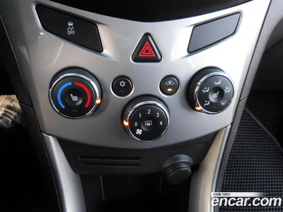 Chevrolet Trax 2014 1.4 Автомат в Москве № 38302, фото 16