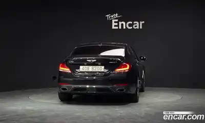 Genesis G70 2018 2.0 Автомат в Москве № 386740, миниатюра 4